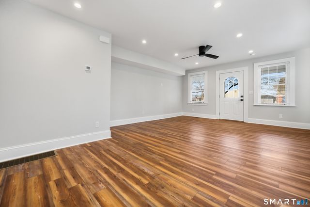 60 Walter Avenue, Norwalk, CT 06851