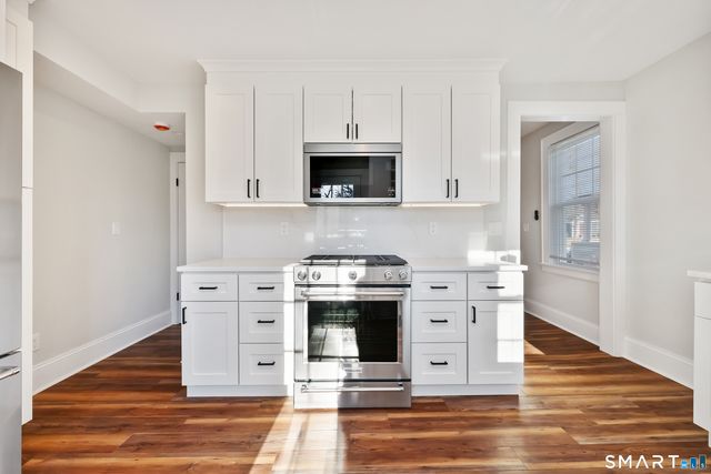 60 Walter Avenue, Norwalk, CT 06851