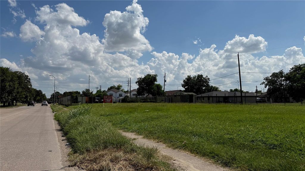 TBD Wayside Street, Houston, TX 77028