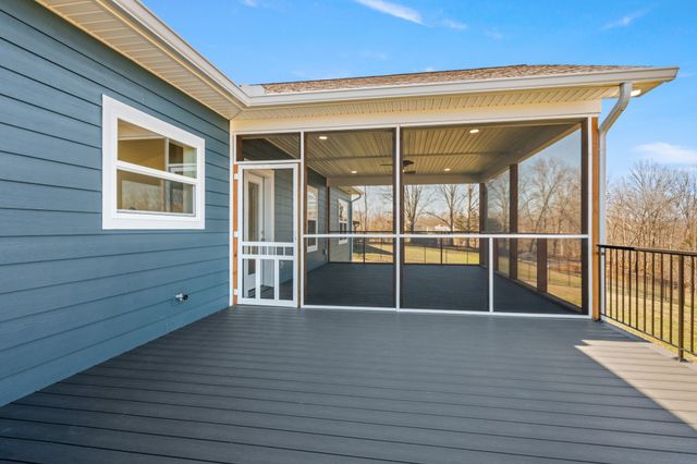 9345 Fox Hill Rd, Baxter, TN 38544