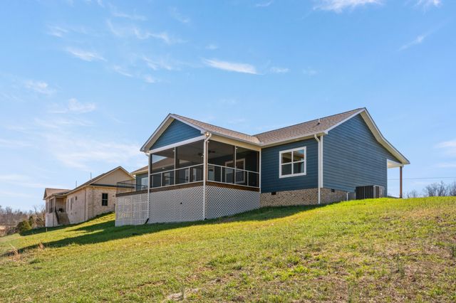 9345 Fox Hill Rd, Baxter, TN 38544