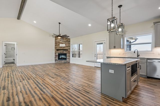 9345 Fox Hill Rd, Baxter, TN 38544