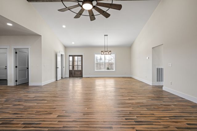 9345 Fox Hill Rd, Baxter, TN 38544