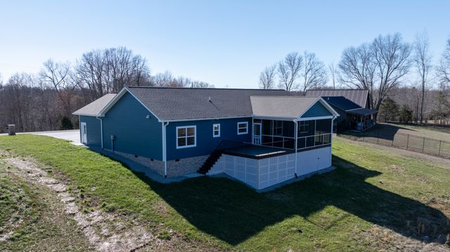 9345 Fox Hill Rd, Baxter, TN 38544