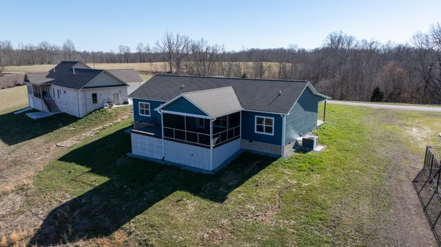 9345 Fox Hill Rd, Baxter, TN 38544