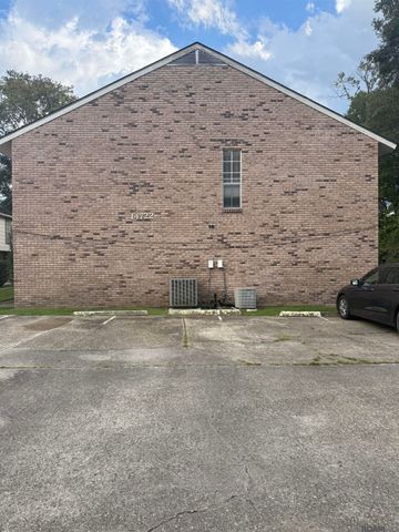 14722 Hooper Rd, Baton Rouge, LA 70818
