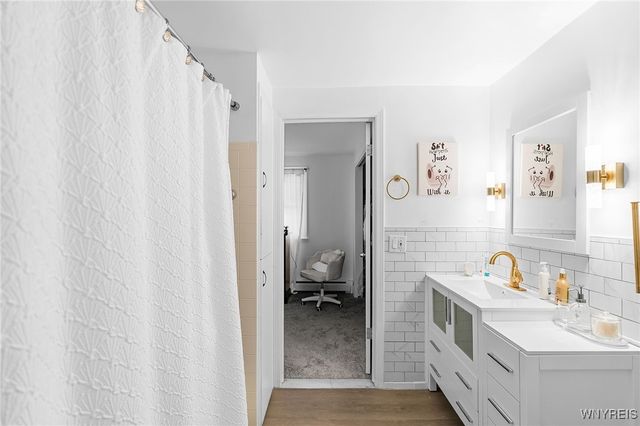 253 Abbington Avenue, Tonawanda, NY 14223