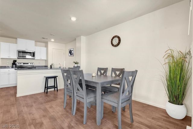 1115 Meadow Sparrow Place, Henderson, NV 89011