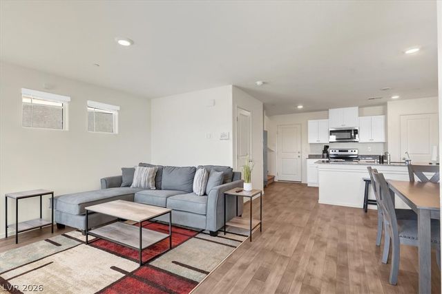 1115 Meadow Sparrow Place, Henderson, NV 89011