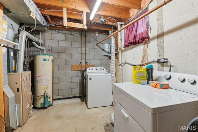 832 Wendevy Court, Ballwin, MO 63011