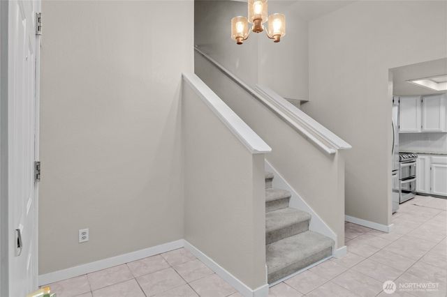 9446 Summerfield Loop SE, Olympia, WA 98513