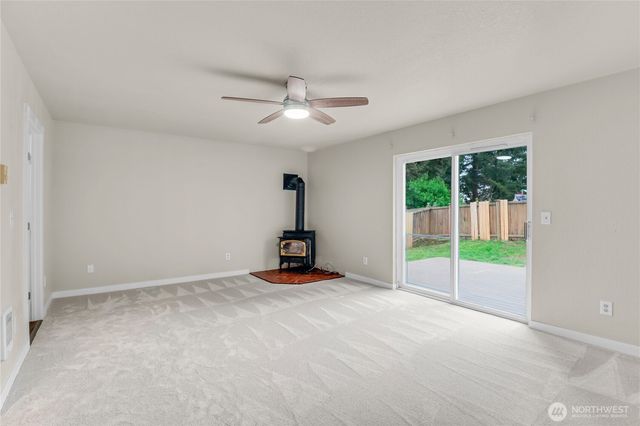 9446 Summerfield Loop SE, Olympia, WA 98513