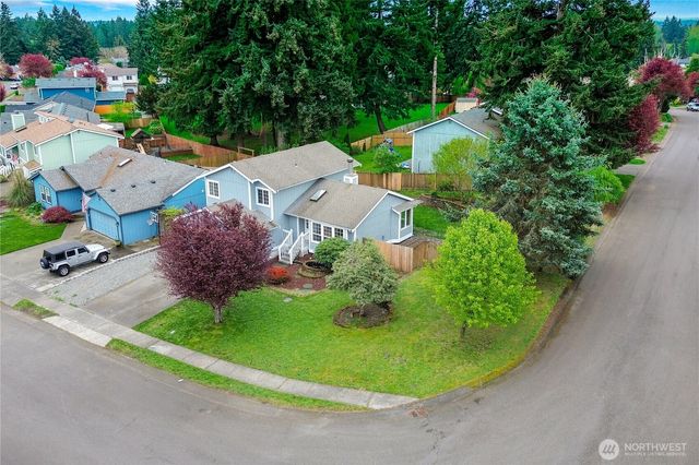 9446 Summerfield Loop SE, Olympia, WA 98513