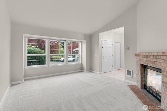9446 Summerfield Loop SE, Olympia, WA 98513
