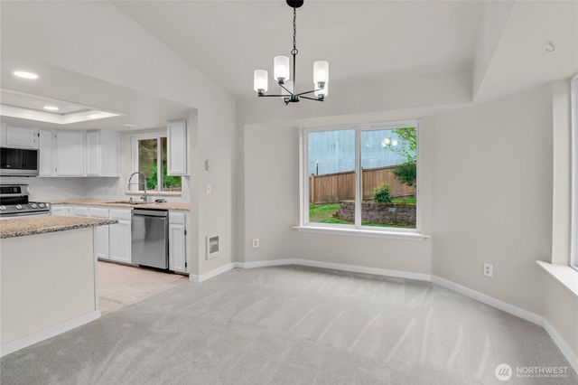 9446 Summerfield Loop SE, Olympia, WA 98513