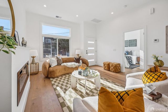 1439 Silver Avenue, San Francisco, CA 94134