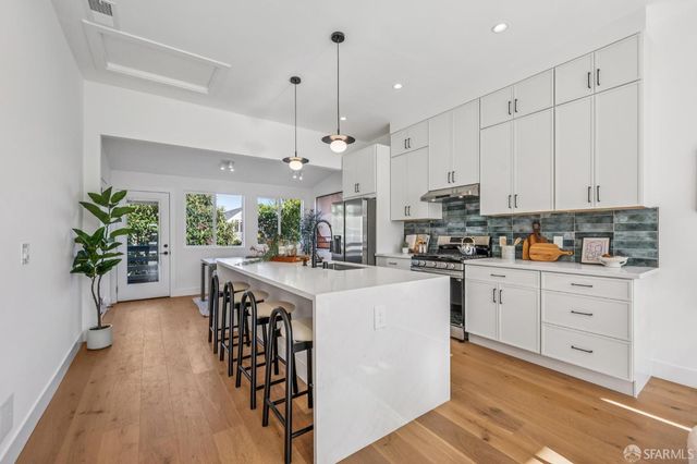 1439 Silver Avenue, San Francisco, CA 94134