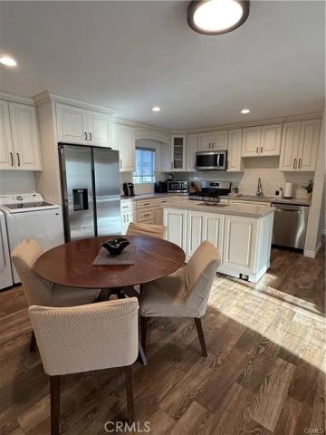 16611 Lucia Lane, Huntington Beach, CA 92647