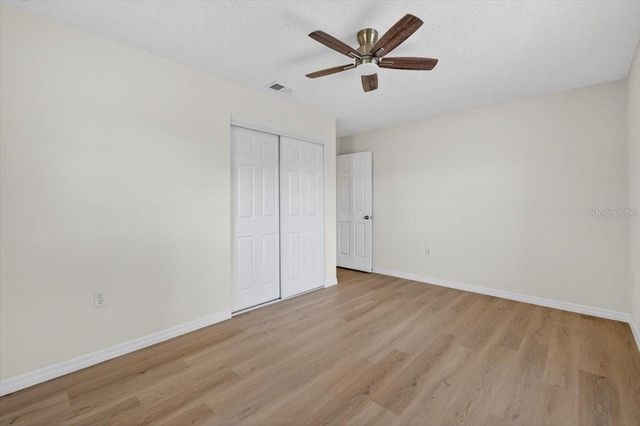 37327 STANFORD AVENUE, Zephyrhills, FL 33541