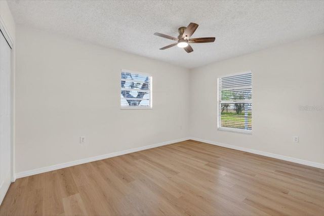 37327 STANFORD AVENUE, Zephyrhills, FL 33541