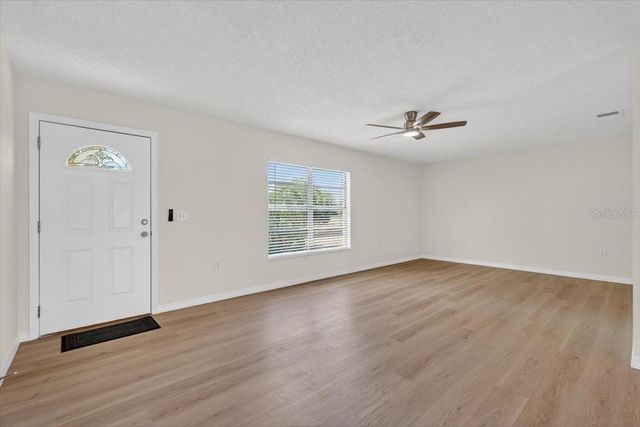 37327 STANFORD AVENUE, Zephyrhills, FL 33541