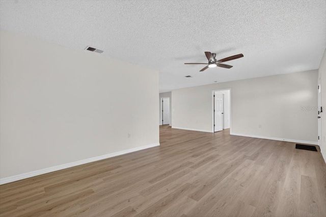 37327 STANFORD AVENUE, Zephyrhills, FL 33541