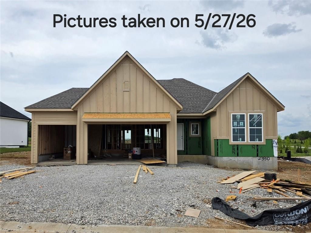 23910 W 112th Terrace, Olathe, KS 66061