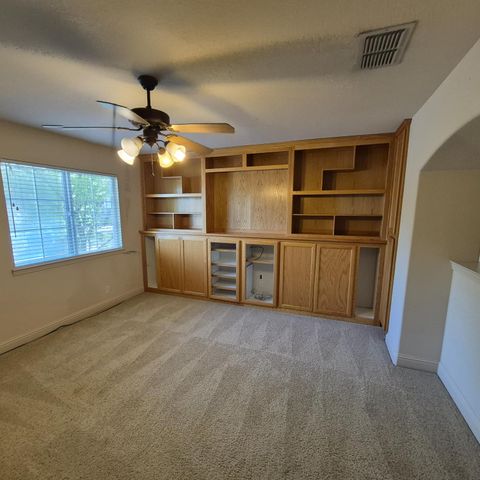 2604 Javan Ln, Carmichael, CA 95608