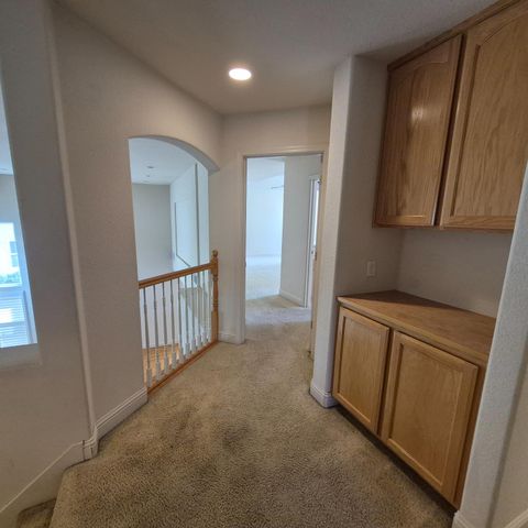 2604 Javan Ln, Carmichael, CA 95608