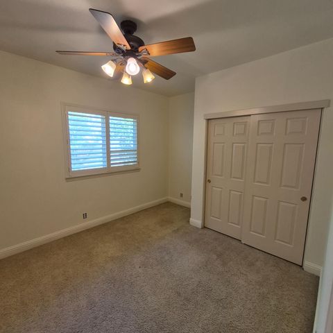 2604 Javan Ln, Carmichael, CA 95608