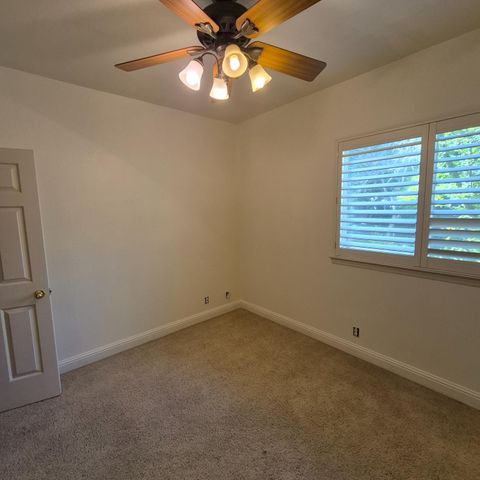 2604 Javan Ln, Carmichael, CA 95608