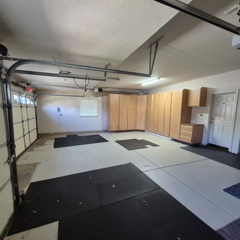 2604 Javan Ln, Carmichael, CA 95608