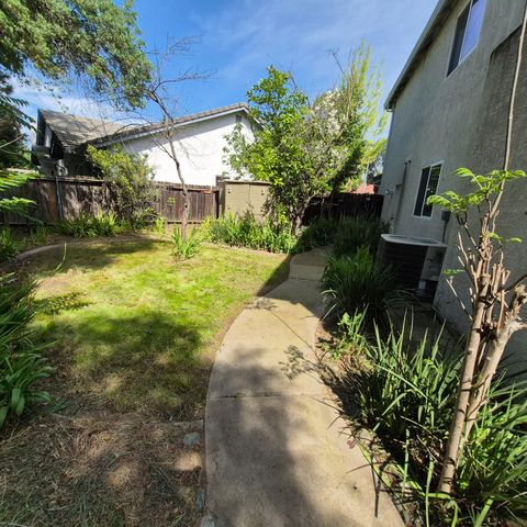 2604 Javan Ln, Carmichael, CA 95608