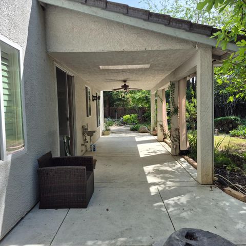 2604 Javan Ln, Carmichael, CA 95608