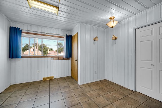 13044 S Muskegon Avenue, Chicago, IL 60633