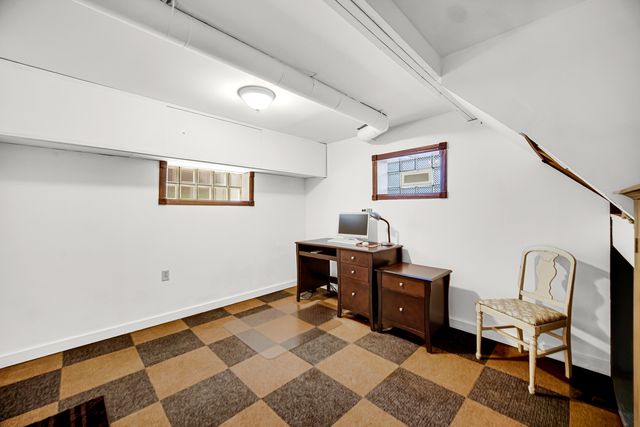 13044 S Muskegon Avenue, Chicago, IL 60633