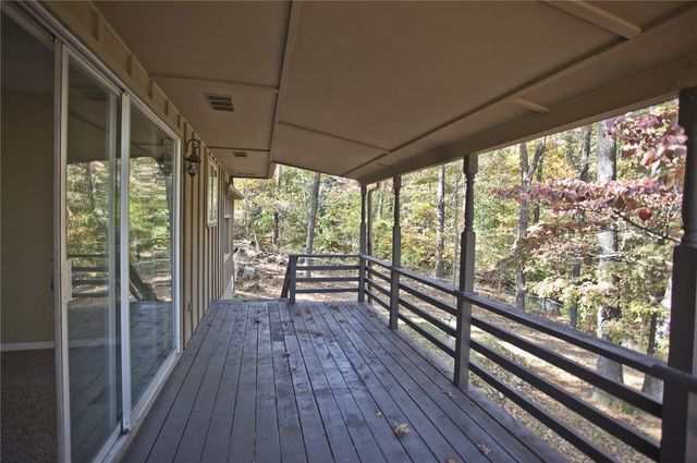 33 Sheneman Drive, Bella Vista, AR 72715