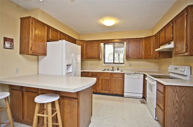 33 Sheneman Drive, Bella Vista, AR 72715