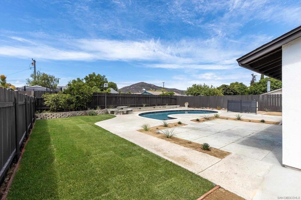 6352 Budlong Lake Ave, San Diego, CA 92119 — photo 5