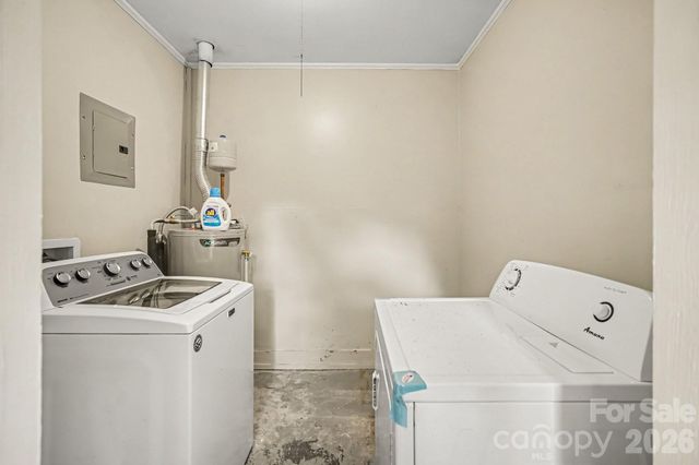 3960 Bristol Drive, Charlotte, NC 28208