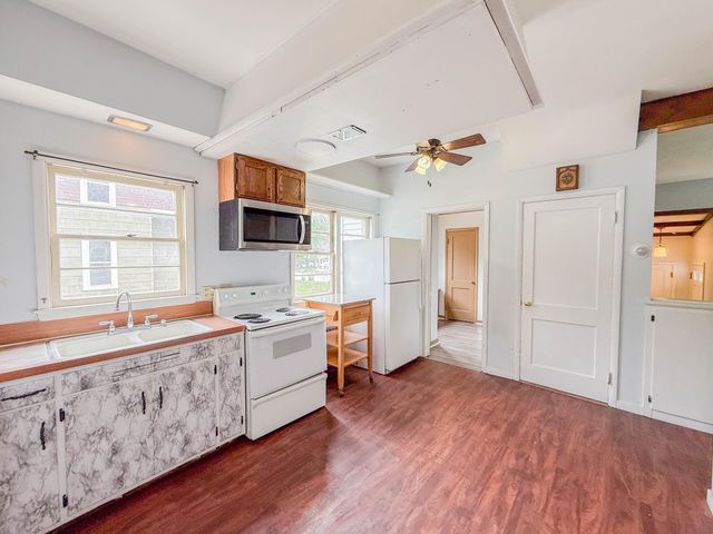 409 9th Street SW, Willmar, MN 56201