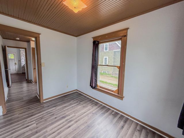 409 9th Street SW, Willmar, MN 56201
