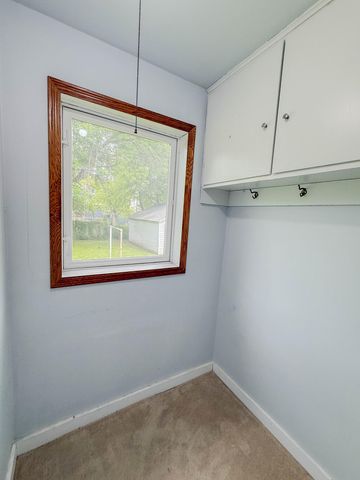 409 9th Street SW, Willmar, MN 56201