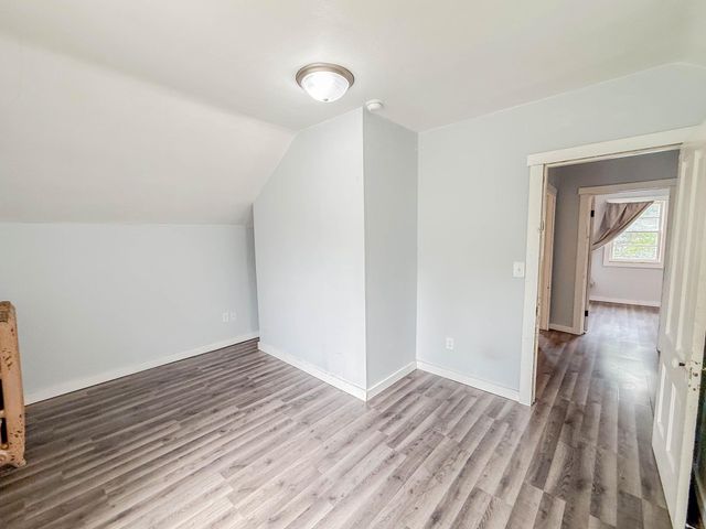 409 9th Street SW, Willmar, MN 56201