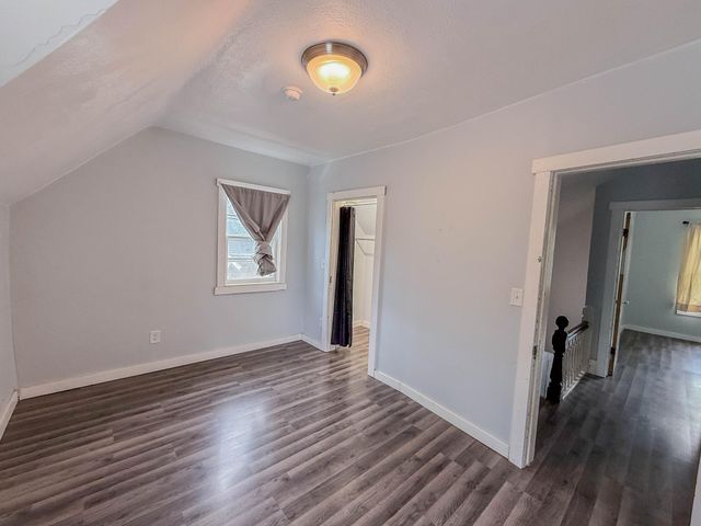 409 9th Street SW, Willmar, MN 56201