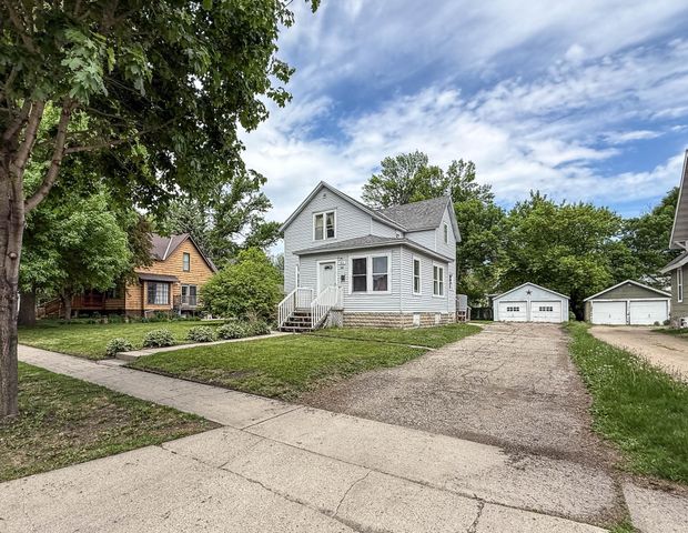 409 9th Street SW, Willmar, MN 56201