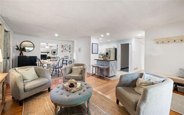 702 Highview Drive SE, Smyrna, GA 30082