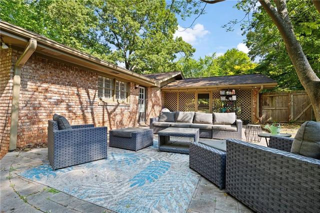 702 Highview Drive SE, Smyrna, GA 30082