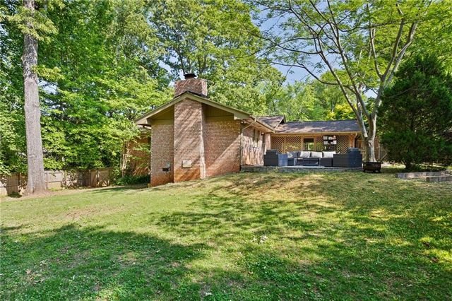 702 Highview Drive SE, Smyrna, GA 30082