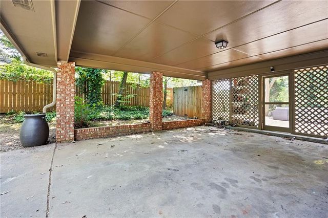 702 Highview Drive SE, Smyrna, GA 30082